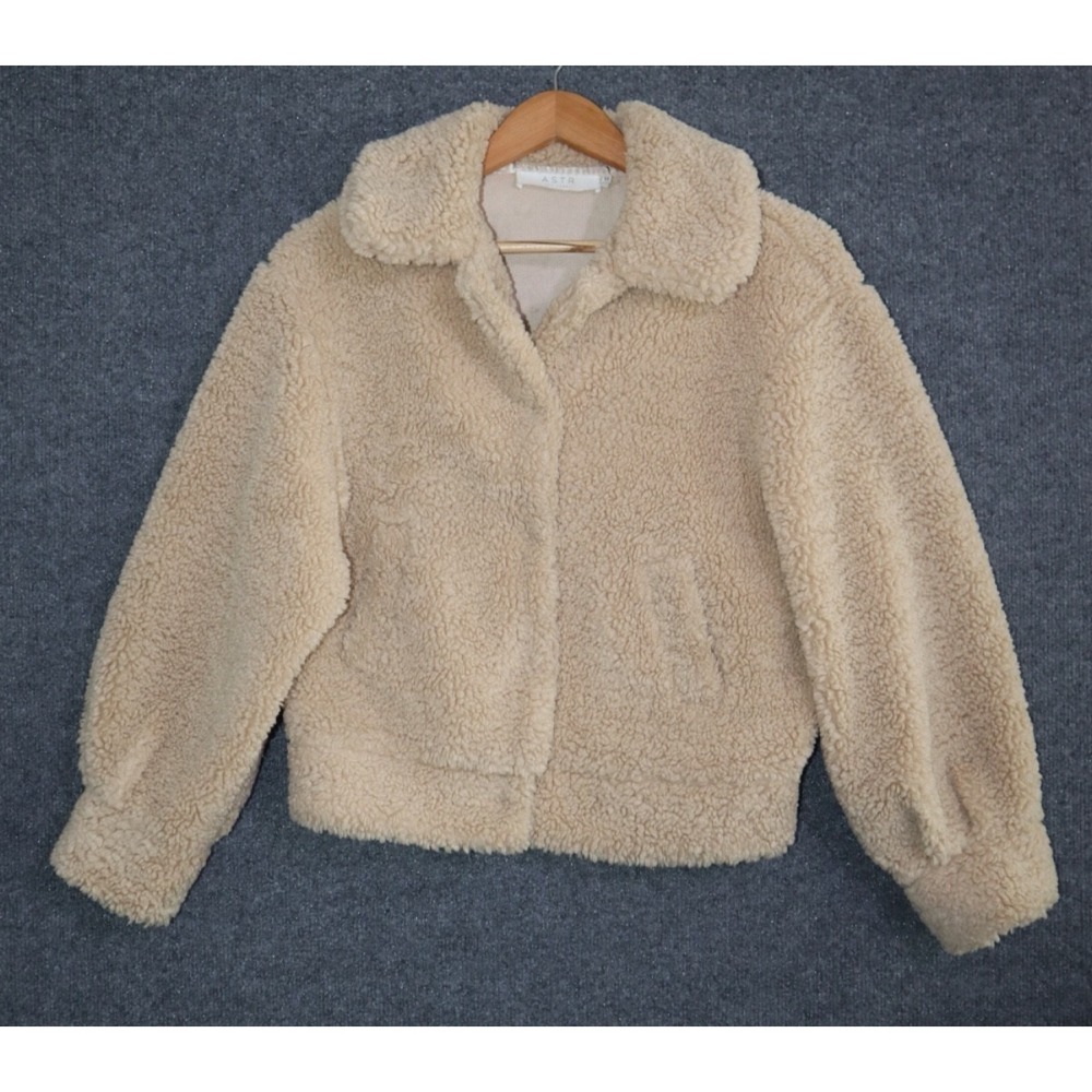 ASTR The Label Jacket Women M Beige Snap Fleece Sherpa Teddy Waist Length EUC